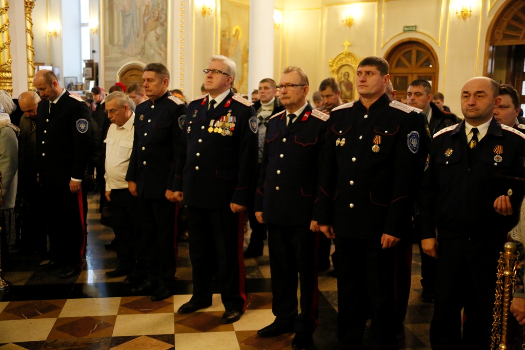 в Свято-Феодоровском кафедральном соборе была совершена Божественная литургия